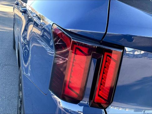 Used 2025 Kia Sorento S w/ Panoramic Sunroof Package image 31