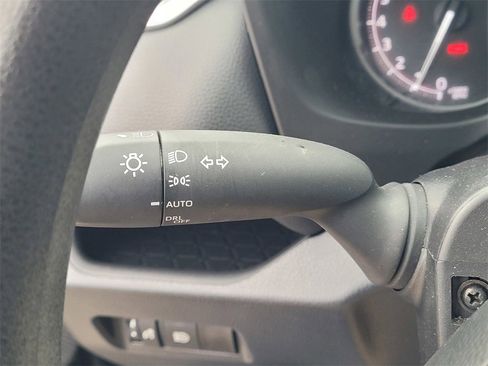 Used 2024 Toyota RAV4 XLE image 16