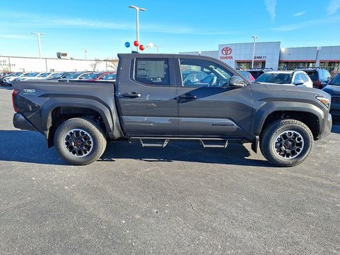 New 2026 Toyota Tacoma TRD Off-Road AWD/4WD image 8