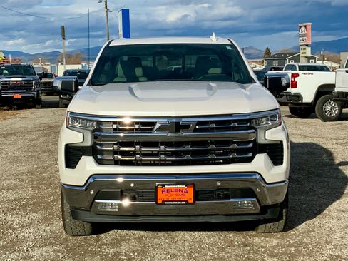 Used 2022 Chevrolet Silverado 1500 LTZ w/ LTZ Premium Package image 8