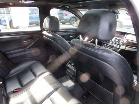 Used 2016 BMW 535i xDrive Sedan image 38