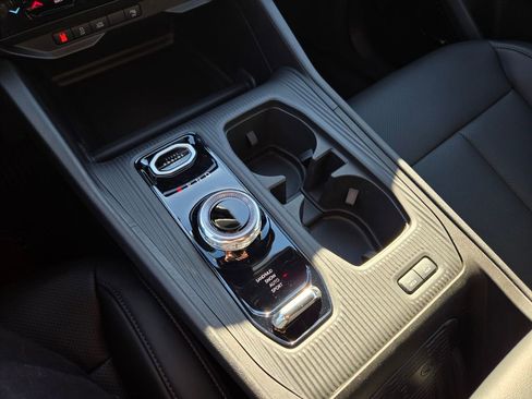 New 2026 Jeep Cherokee Limited image 23