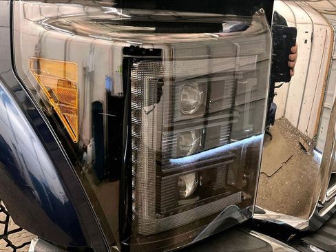 Used 2016 Ford F250 Lariat w/ Lariat Ultimate Package image 27