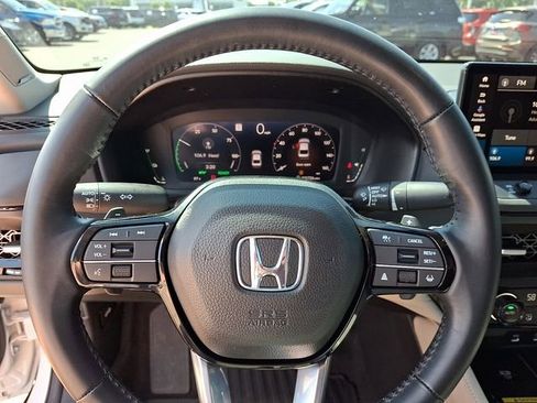 Used 2024 Honda Accord Touring image 20