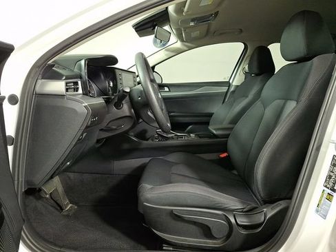 Used 2021 Kia K5 LXS FWD image 15