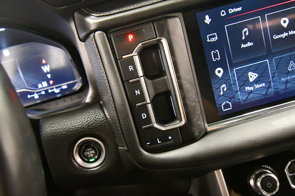 Used 2023 GMC Yukon XL Denali AWD/4WD image 23