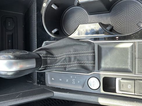 Used 2022 Volkswagen Atlas SE w/ Panoramic Sunroof Package FWD image 33