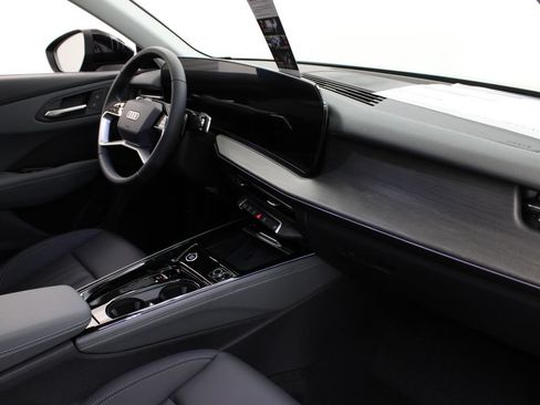 New 2026 Audi Q3 quattro 2.0T AWD/4WD image 26