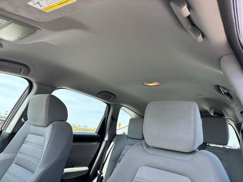 Used 2018 Honda CR-V LX image 18