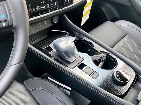 New 2026 Nissan Rogue Platinum w/ Platinum Premium Package image 11