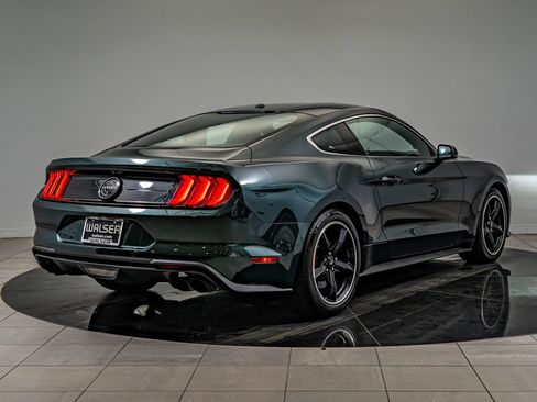 Used 2019 Ford Mustang Bullitt RWD image 5