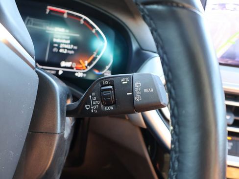 New 2026 Volkswagen Taos SE image 52