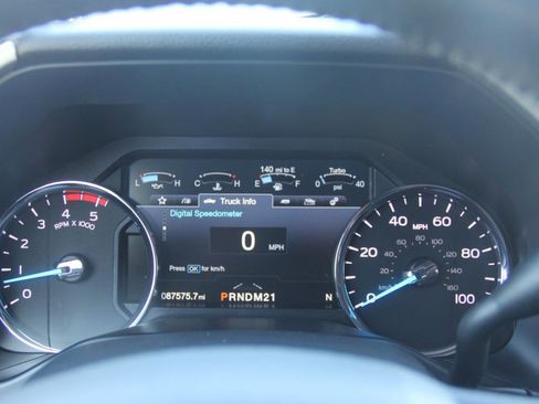 Used 2017 Ford F250 Lariat w/ Lariat Ultimate Package image 40