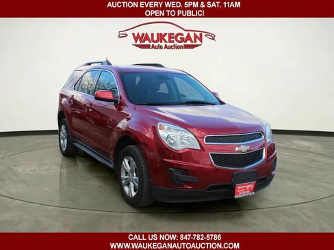 Used 2014 Chevrolet Equinox LT w/ Driver Convenience Package image 2