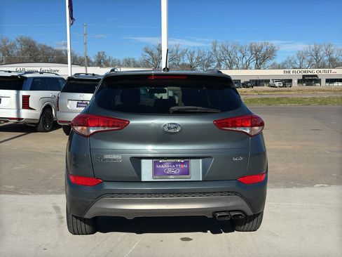 Used 2017 Hyundai Tucson Night image 9