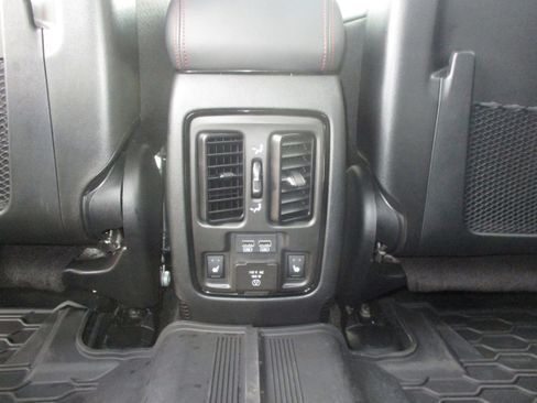 Used 2024 Dodge Durango GT AWD/4WD image 41