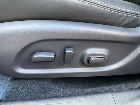 Used 2024 Nissan Murano SV FWD image 23