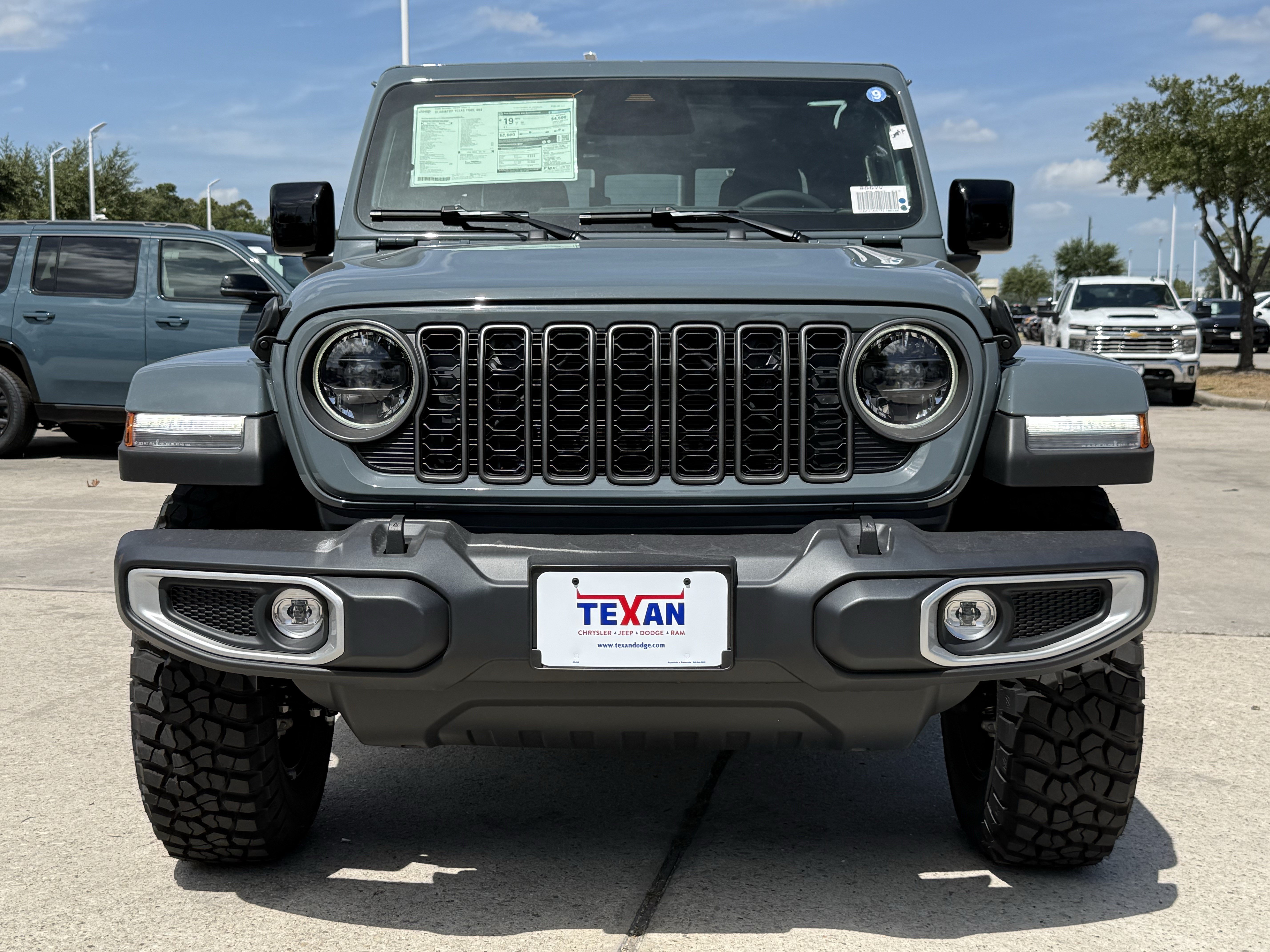 New 2026 Jeep Gladiator Mojave AWD/4WD image 7