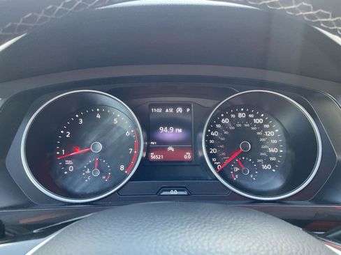 Used 2021 Volkswagen Tiguan SE R-Line image 16