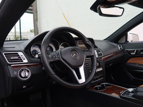 Used 2014 Mercedes-Benz E 350 Cabriolet image 28