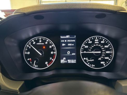 Used 2024 Subaru Crosstrek 2.0i Premium image 16