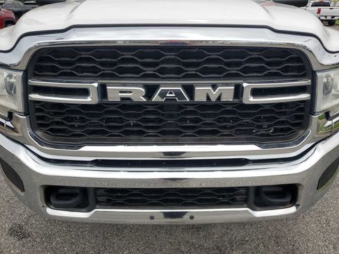 Used 2019 RAM 2500 Tradesman w/ Chrome Appearance Group AWD/4WD image 18