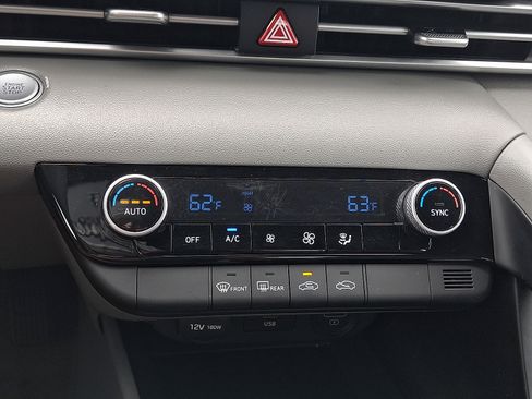 Certified 2023 Hyundai Elantra SEL FWD image 15