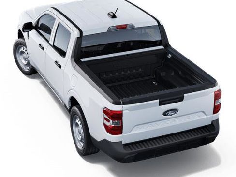 New 2025 Ford Maverick XL image 15