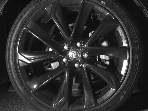 Used 2022 Toyota Corolla SE FWD image 11