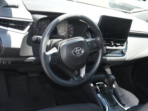 Used 2024 Toyota Corolla LE FWD image 8