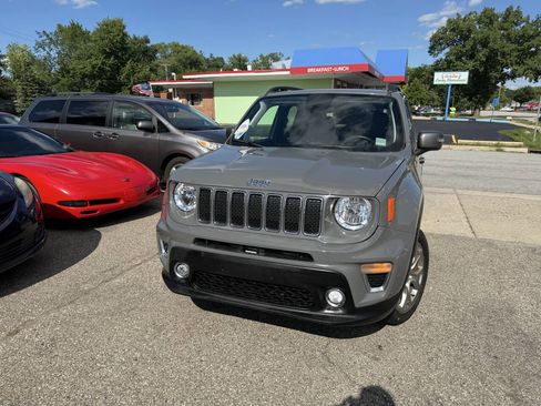 Used 2020 Jeep Renegade Limited w/ Safety and Security Group image 3