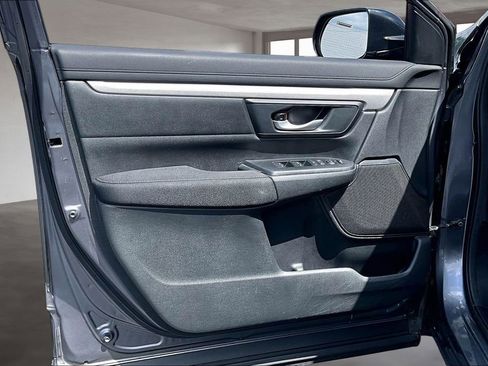 Used 2018 Honda CR-V LX image 23