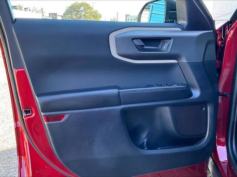 Certified 2025 Ford Bronco Sport Big Bend w/ Convenience Package image 21