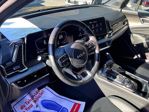 Used 2023 Kia Sportage X-Line image 11