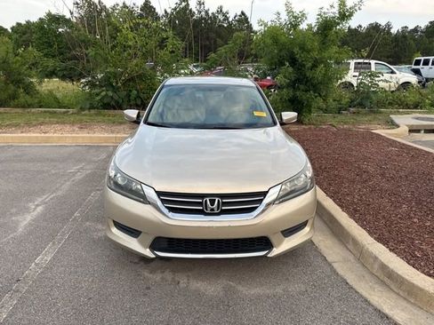 Used 2013 Honda Accord LX image 2