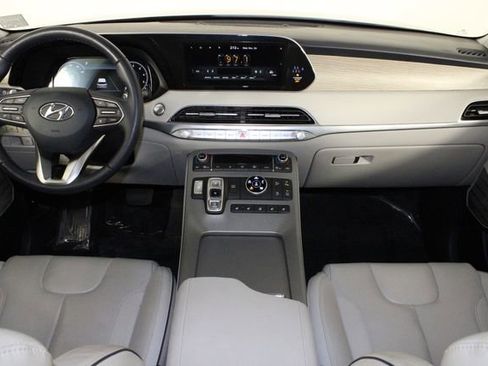 Used 2022 Hyundai Palisade Calligraphy image 32