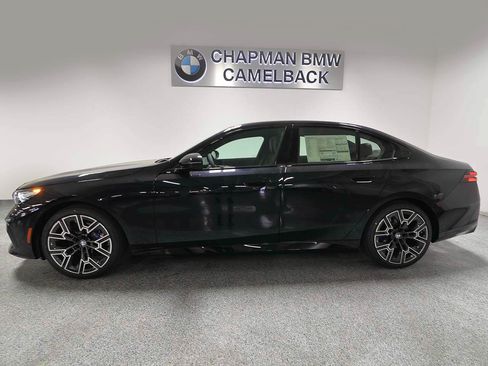 New 2027 BMW 530i xDrive w/ M Sport Package AWD/4WD image 3