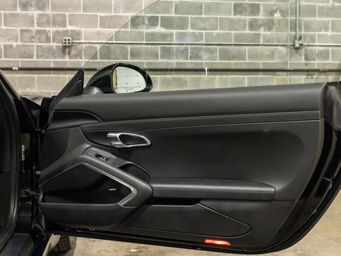 Used 2018 Porsche 911 Carrera image 42