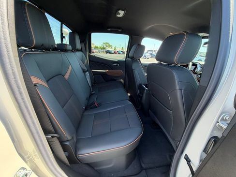 New 2026 GMC Canyon AT4 AWD/4WD image 13