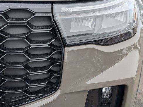 New 2026 Ford Explorer ST-Line w/ ST-Line Street Pack image 11