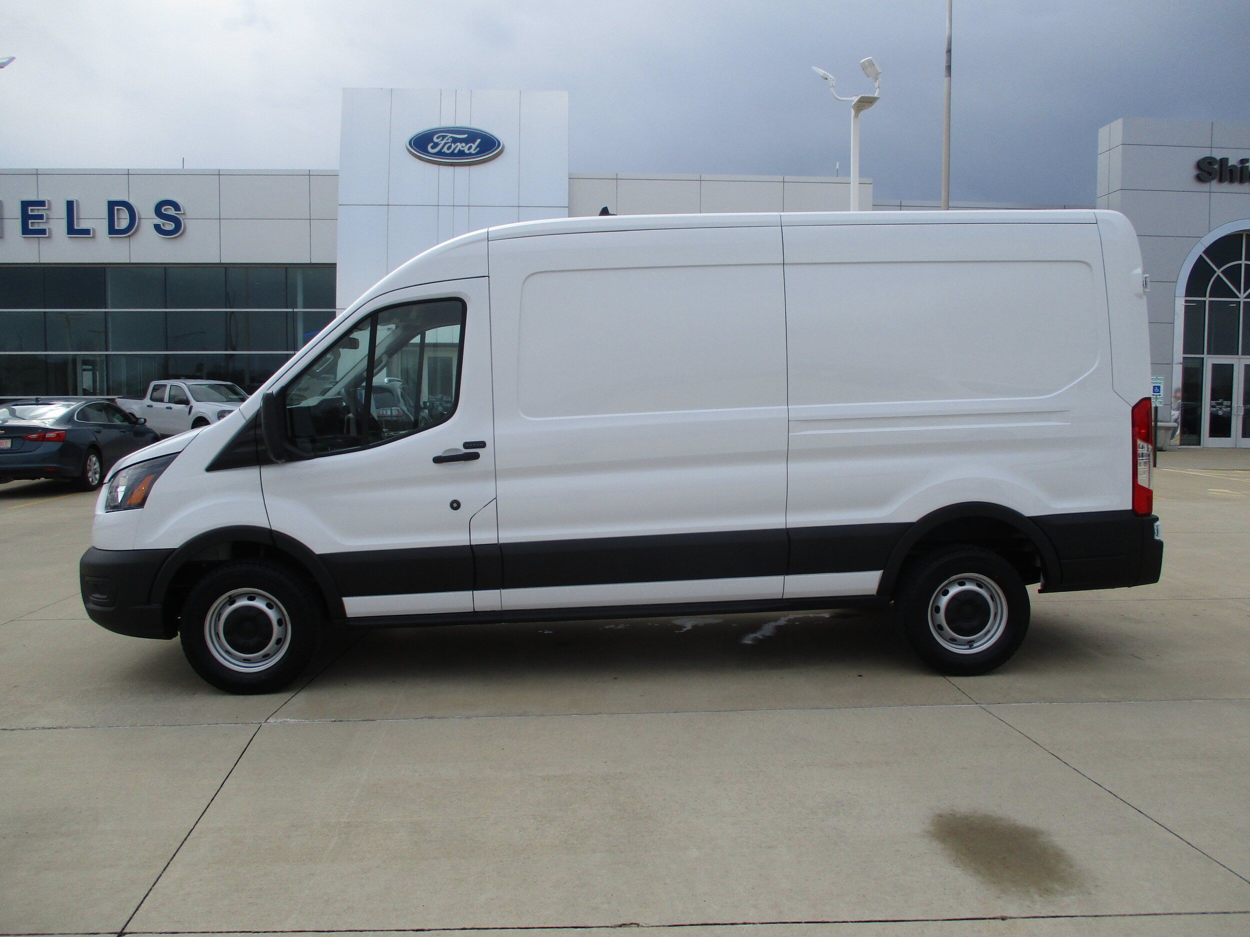 Used 2025 Ford Transit 250 148 Medium Roof w/ Interior Upgrade Package RWD image 2