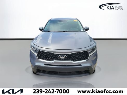 Certified 2021 Kia Sorento LX FWD image 2