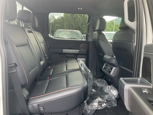 New 2026 Ford F250 Lariat w/ Chrome Package AWD/4WD image 13