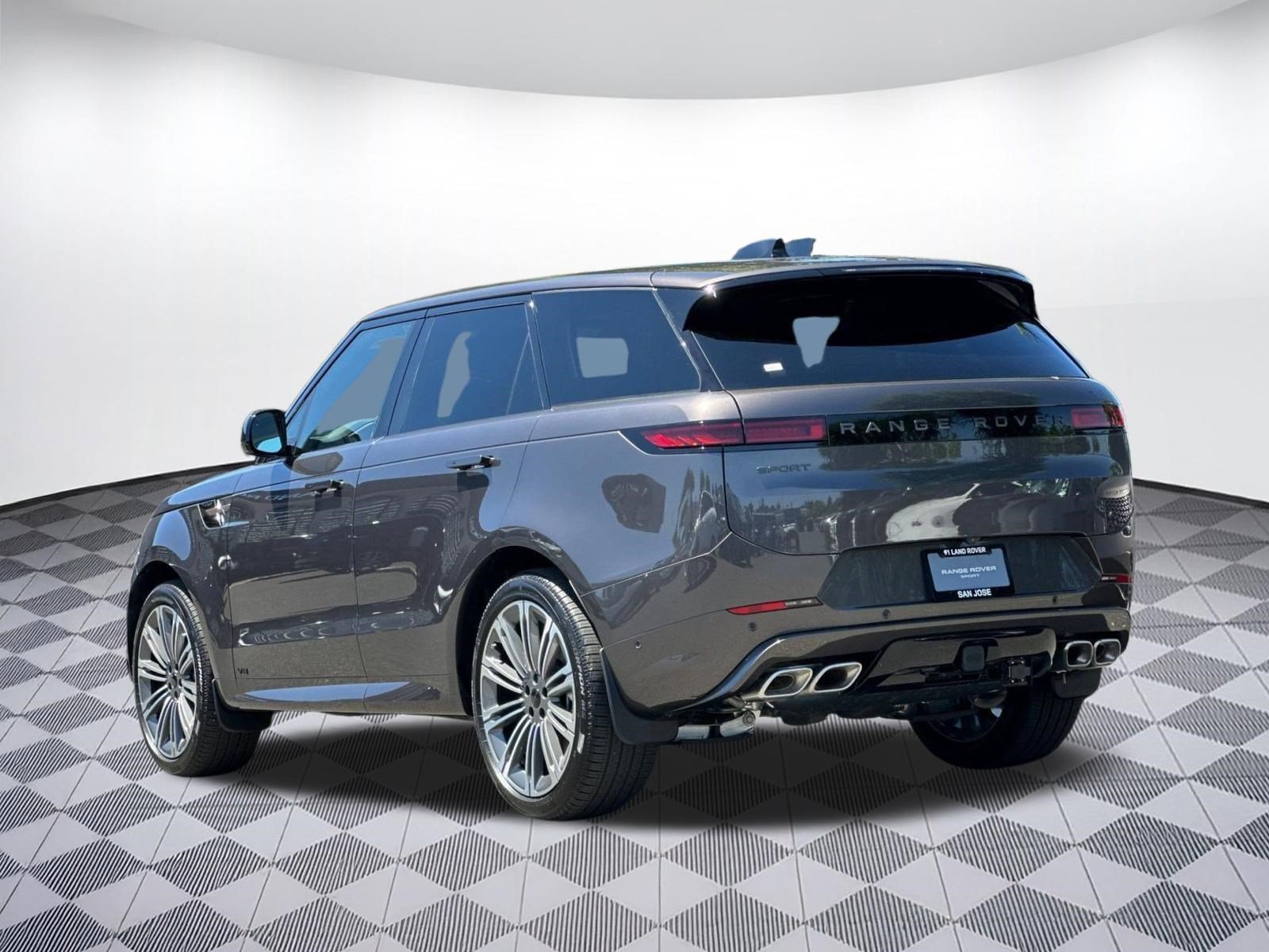 New 2026 Land Rover Range Rover Sport Dynamic SE AWD/4WD image 2