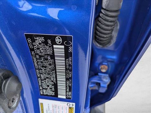 Certified 2020 Toyota C-HR XLE image 23