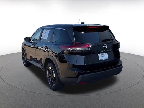 Used 2025 Nissan Rogue SV FWD image 11