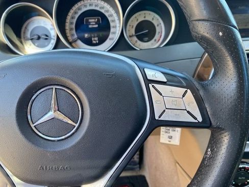 Used 2014 Mercedes-Benz C 250 Sedan image 17