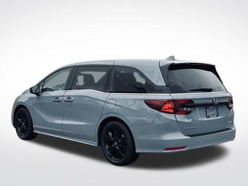 Used 2023 Honda Odyssey Sport image 8
