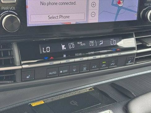 Certified 2023 Toyota Sienna XSE w/ XSE Plus Package AWD/4WD image 87