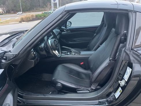 Used 2018 MAZDA MX-5 Miata RF Grand Touring image 22